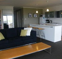 Coorong Waterfront Retreat - Whitsundays Accommodation