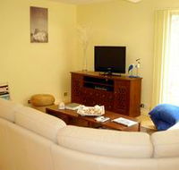The Liteva Beach House - Whitsundays Accommodation
