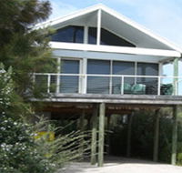 Sheoak Holiday Home - Whitsundays Accommodation