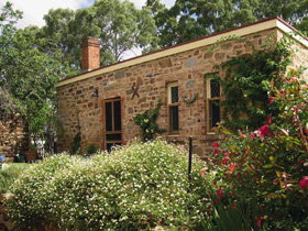 Sevenhill SA Whitsundays Accommodation