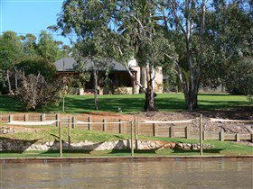 Roonka Riverfront Cottages - Whitsundays Accommodation 0