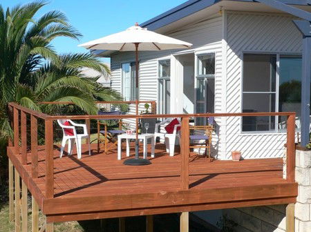 Beachport Escape - Whitsundays Accommodation 1