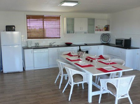 Beachport Escape - Whitsundays Accommodation 4