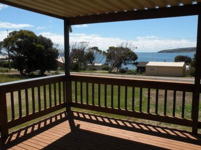 Kiandra Beach House - Whitsundays Accommodation 1