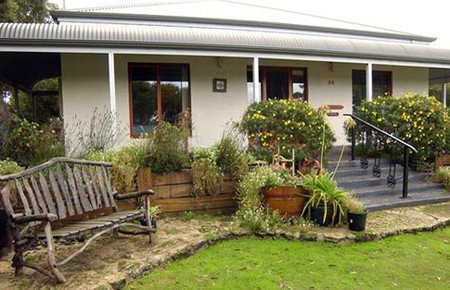 Cricklewood Cottage - Whitsundays Accommodation 1