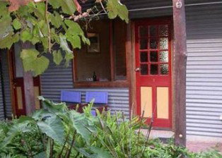 Red Poles - Whitsundays Accommodation 2