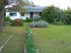 Ruby's Robe Cottage - Whitsundays Accommodation 3