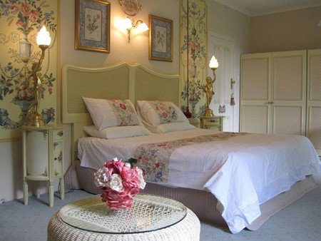 Rose Villa - Whitsundays Accommodation 1