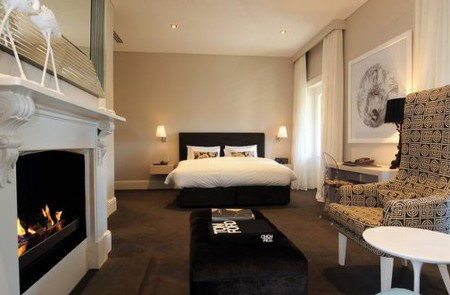 The Stirling Hotel - Whitsundays Accommodation 1