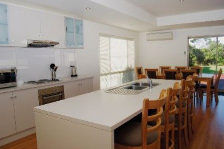 Sunnydays - Whitsundays Accommodation 3