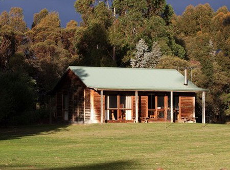 Murray's Country Cottages - Whitsundays Accommodation 1