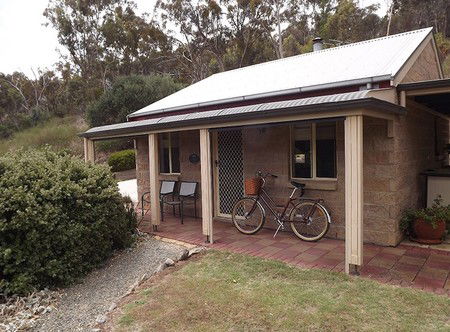 Riesling Trail Cottages - Whitsundays Accommodation 1