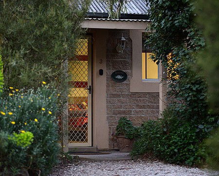 Riesling Trail Cottages - Whitsundays Accommodation 5