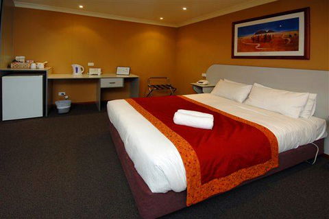 Victoria Hotel - Strathalbyn - Whitsundays Accommodation 2