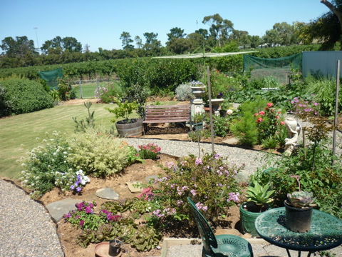 Cleggett Wines - Whitsundays Accommodation 1