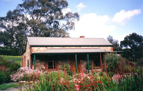 Amanda's Cottage 1899 - Whitsundays Accommodation 0