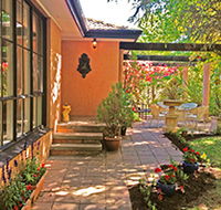 Adelaide Hills Retreats - Villa Lemoni - Whitsundays Accommodation