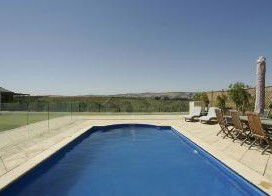 McLaren Ridge 4 - McLaren Ridge Log Cabins - Whitsundays Accommodation 0