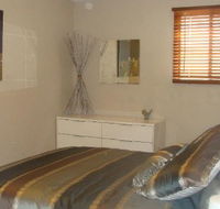 Luxury Vineyard Cottage on Pike River Lyrup - Whitsundays Accommodation