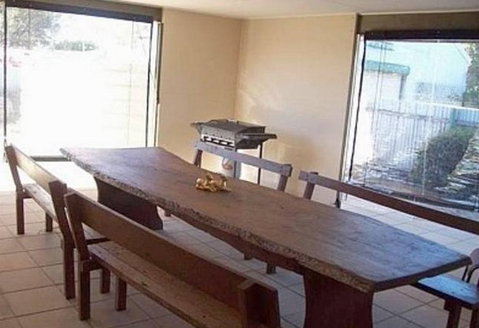 Krasni Park Cottage - Whitsundays Accommodation 2
