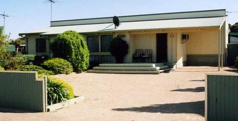 Port Wakefield Motel - Whitsundays Accommodation 0