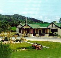 Pub in the Paddock - Whitsundays Accommodation