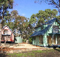 Four Seasons Holiday Cottages - Whitsundays Accommodation