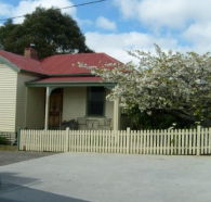 McIntosh Cottages - Whitsundays Accommodation