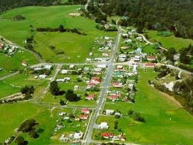 Gladstone Hotel - Whitsundays Accommodation 0