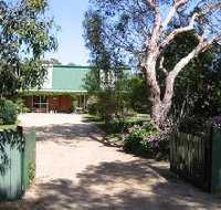 Pelican Bay Bed and Breakfast - Whitsundays Accommodation
