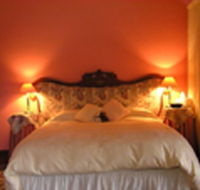 Cow 'n' Calf Art Gallery Unit