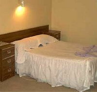 Midlands Hotel - Whitsundays Accommodation