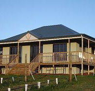 Richmond Valley Retreat - Whitsundays Accommodation
