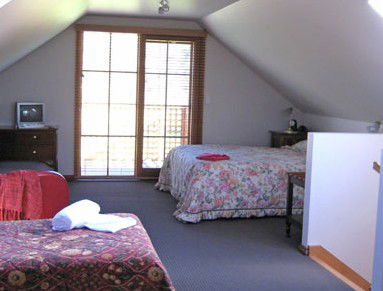 Amble Inn Cottage - Whitsundays Accommodation 4