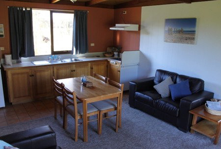 Flinders Island Cabin Park And Car Hire - Whitsundays Accommodation 2