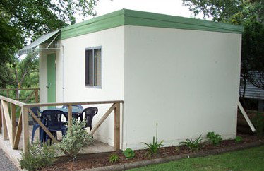 Longford Riverside Caravan Park - Whitsundays Accommodation 2