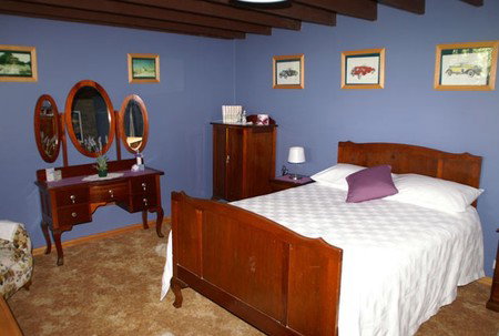 Three Hut Point Waterfront Accommodation - Whitsundays Accommodation 3