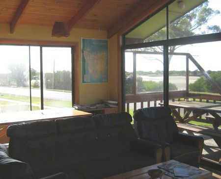 Bridport Seaside Lodge - Whitsundays Accommodation 4