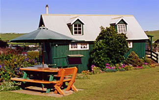 Touchwood Cottages - Whitsundays Accommodation 3