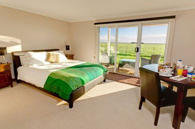 Old Cable Station Colonial Retreat - Whitsundays Accommodation 4