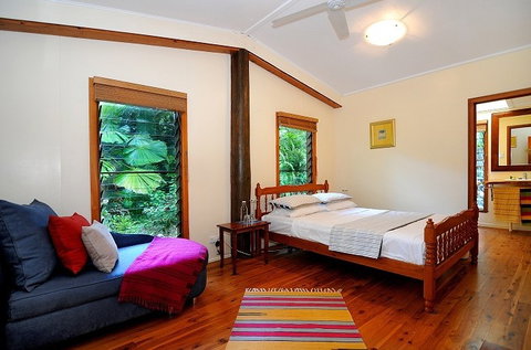Cow Bay Homestay Bed And Breakfast - Whitsundays Accommodation 4