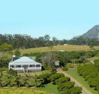 Mango Hill Farm - Whitsundays Accommodation