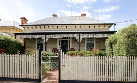 Evandale - Whitsundays Accommodation 0