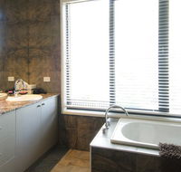 Coliban Springs - Whitsundays Accommodation