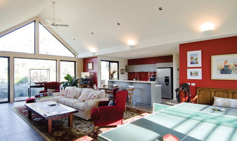 Coliban Springs - Whitsundays Accommodation 3