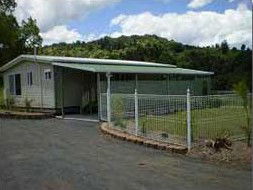 Halls Country Cottages - Whitsundays Accommodation 1