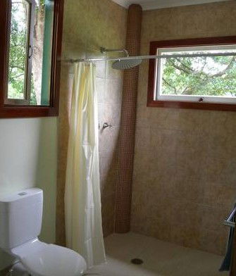 Calurla Chalets And Cottages - Whitsundays Accommodation 3