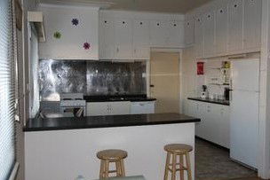 Apartment 1 On Oxide - Whitsundays Accommodation 1