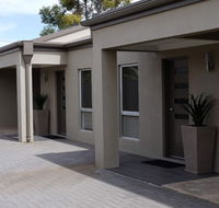Silver Earth Accommodation - Whitsundays Accommodation