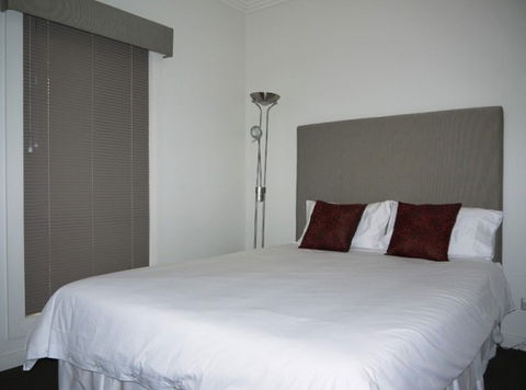 Silver Earth Accommodation - Whitsundays Accommodation 3